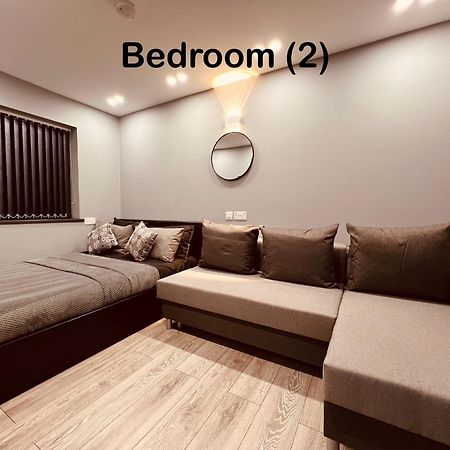 Urban Escape *4 Bedroom House* With Free Parking Μπέρμιγχαμ Εξωτερικό φωτογραφία