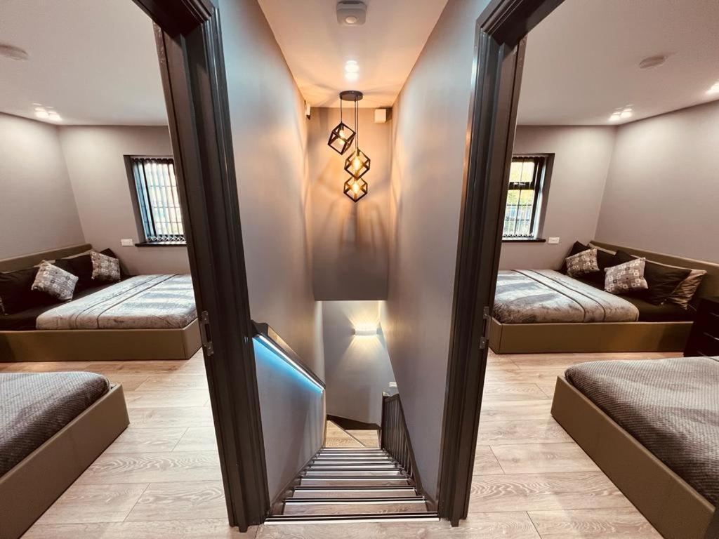 Urban Escape *4 Bedroom House* With Free Parking Μπέρμιγχαμ Εξωτερικό φωτογραφία