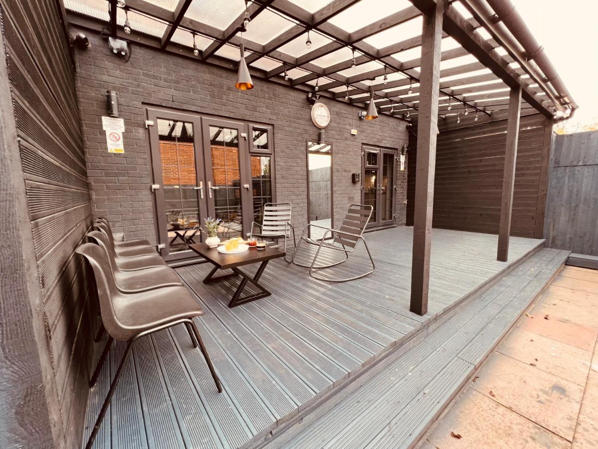 Urban Escape *4 Bedroom House* With Free Parking Μπέρμιγχαμ Εξωτερικό φωτογραφία