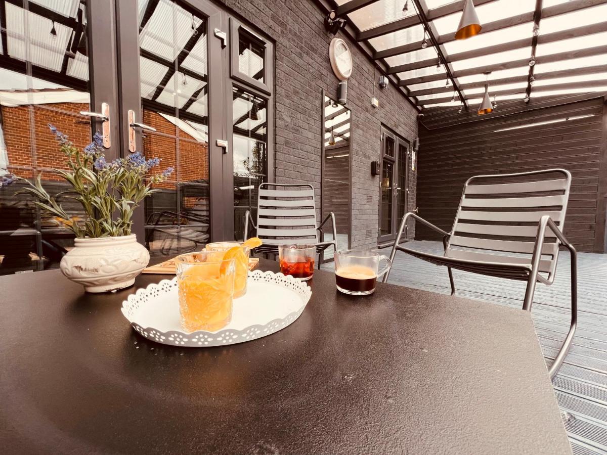 Urban Escape *4 Bedroom House* With Free Parking Μπέρμιγχαμ Εξωτερικό φωτογραφία
