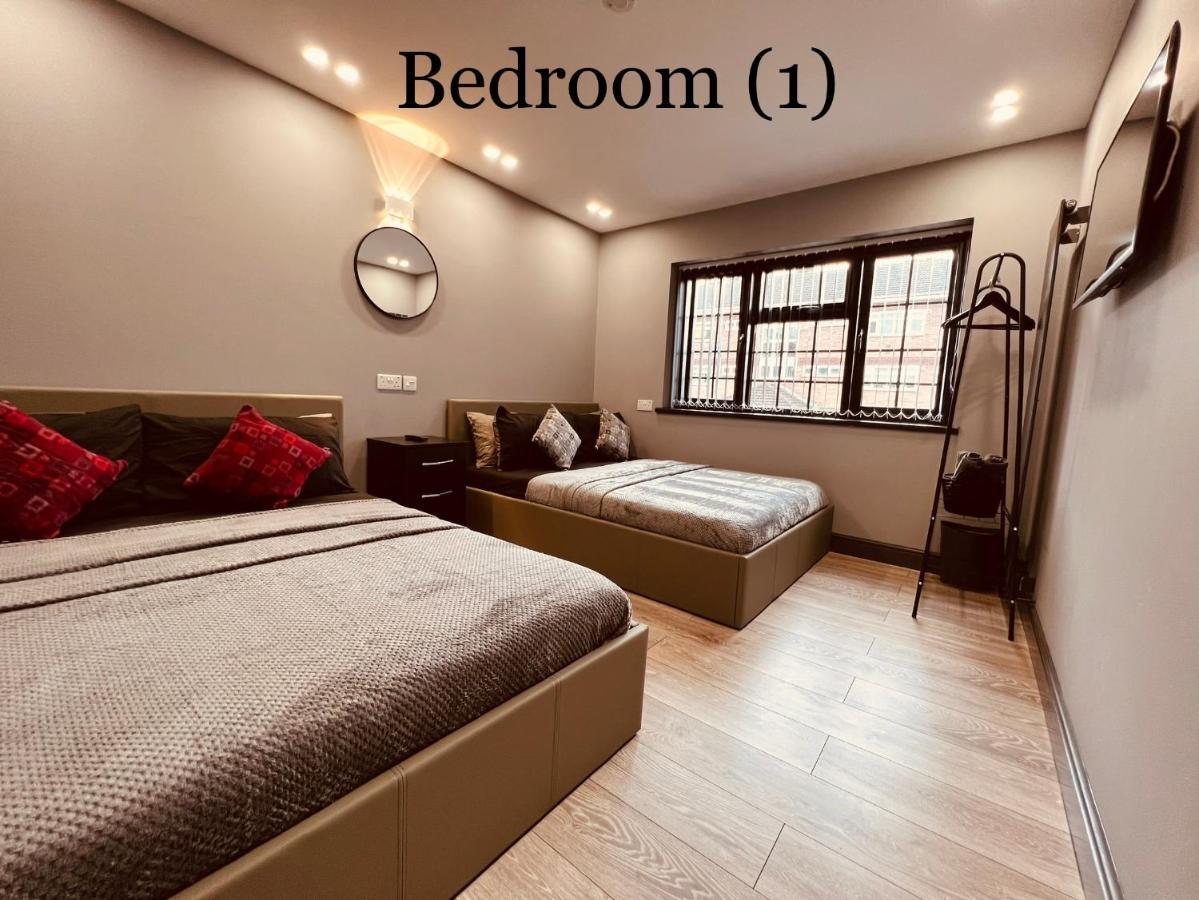 Urban Escape *4 Bedroom House* With Free Parking Μπέρμιγχαμ Εξωτερικό φωτογραφία