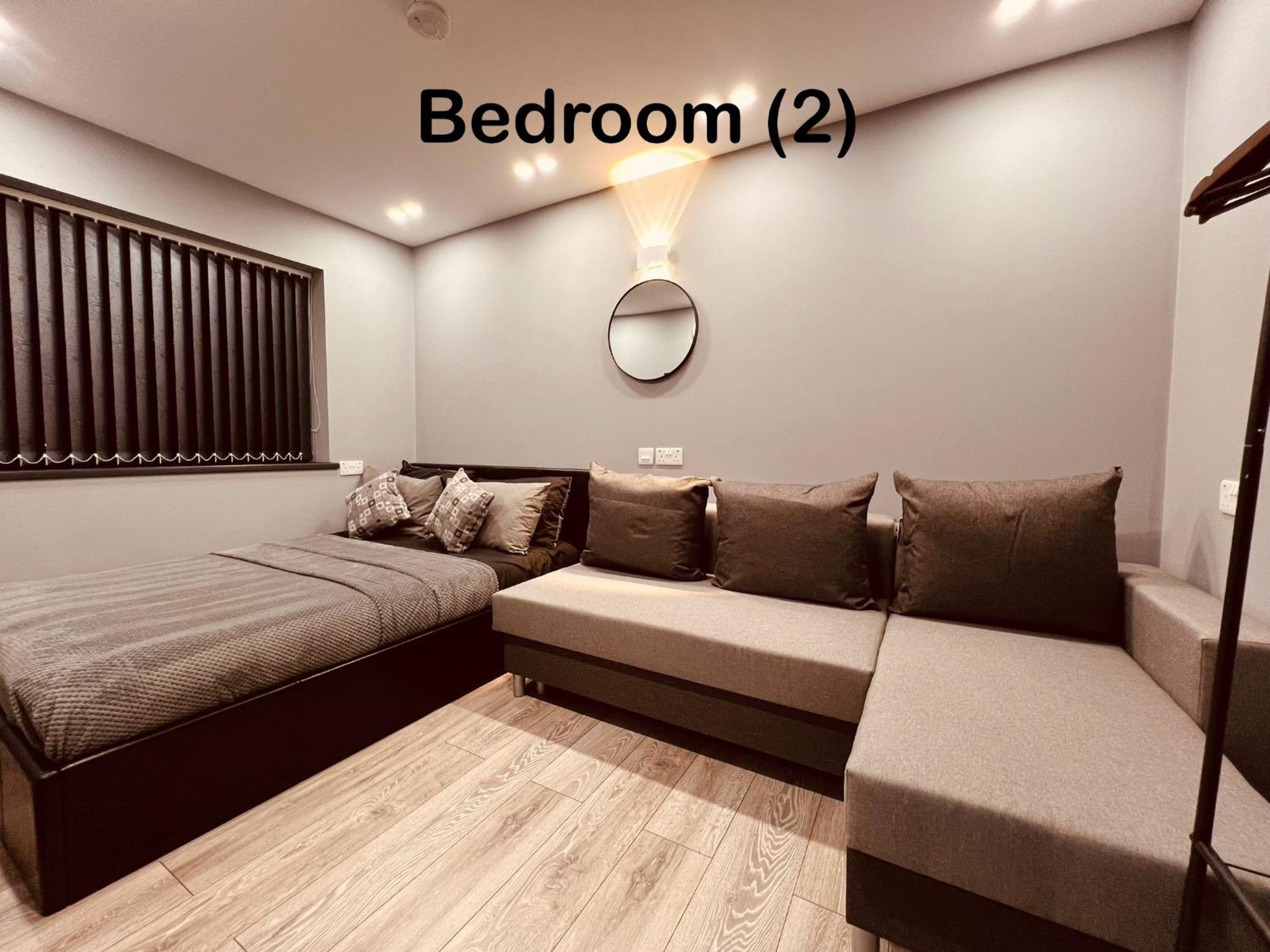 Urban Escape *4 Bedroom House* With Free Parking Μπέρμιγχαμ Εξωτερικό φωτογραφία